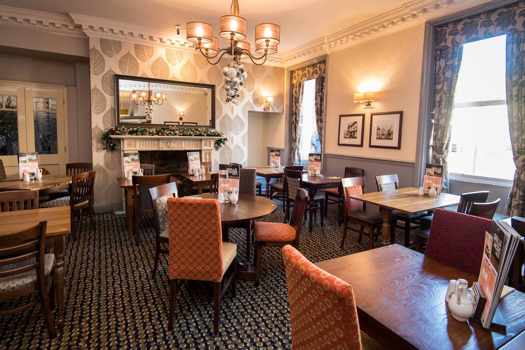 The Wellington Hotel Brecon Exterior photo