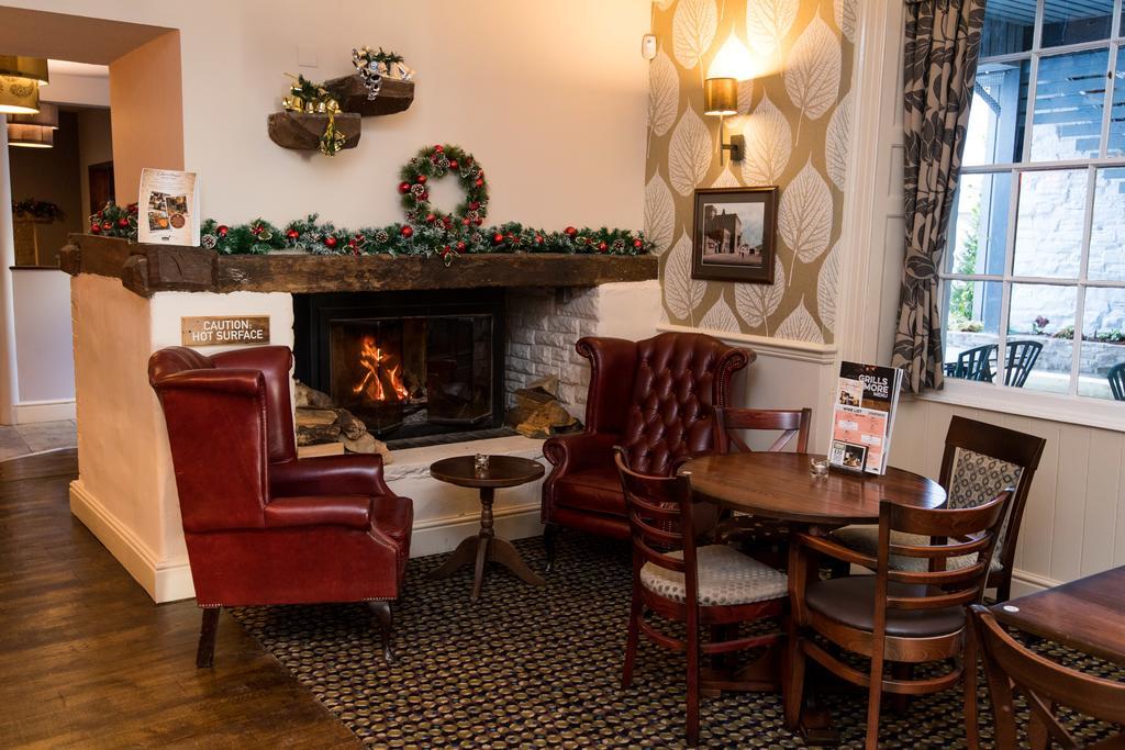 The Wellington Hotel Brecon Exterior photo
